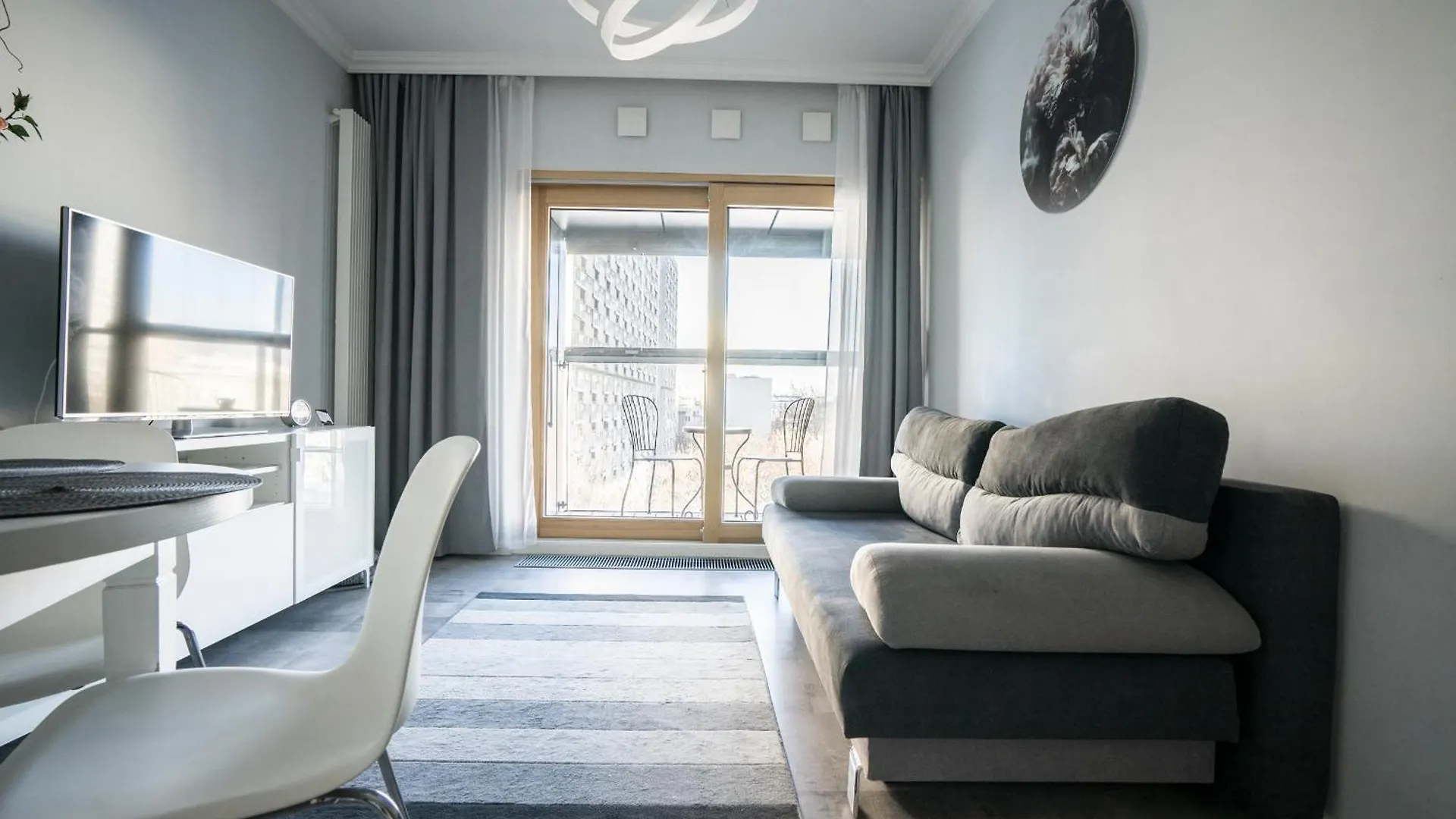 Vipwarsawapartments Diamond Mennica Residence Poland